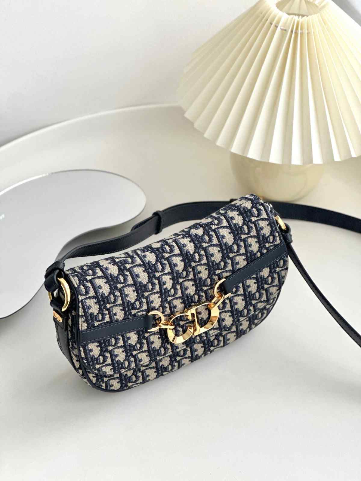 Dior Besace Bag in Oblique Jacquard