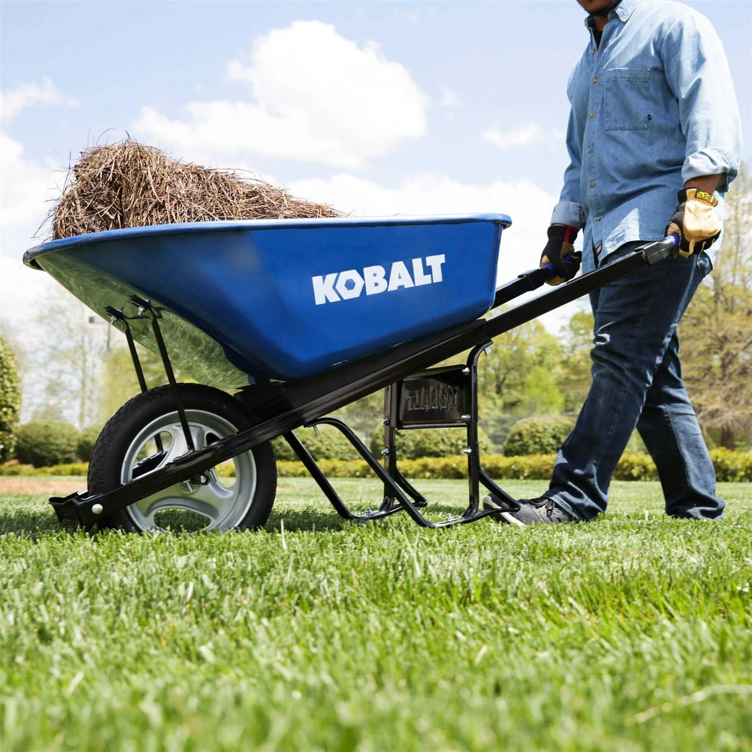 Kobalt Steel Wheelbarrow 6-cu ft Flat-Free Tire - P6-SF-K 34402 - Image 2 Kobalt Steel Wheelbarrow 6-cu ft Flat-Free Tire - P6-SF-K 34402 - Image 2