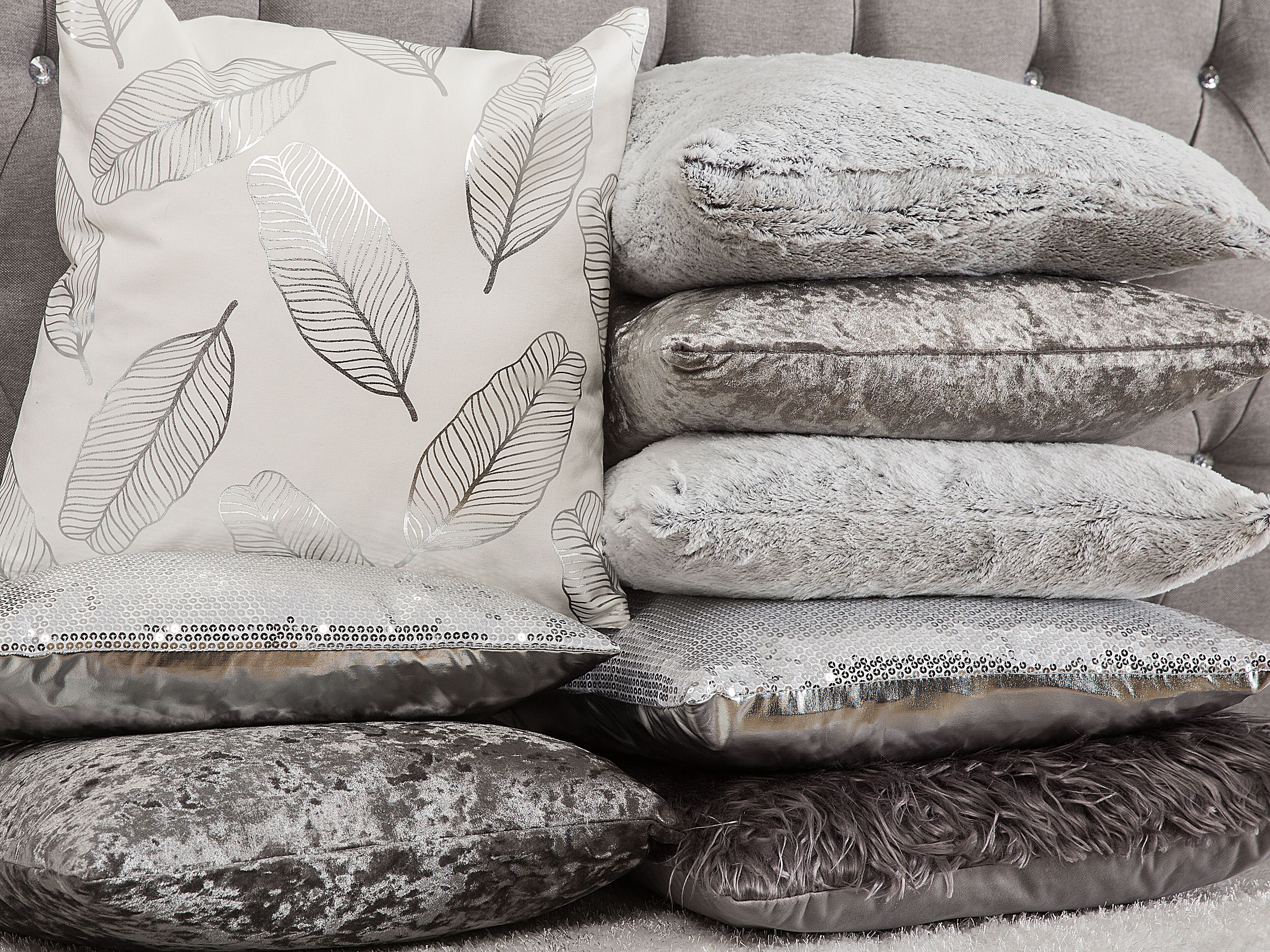 Set of 2 Decorative Cushions CLEMATIS Faux Fur 45 x 45 cm Light Grey Solid