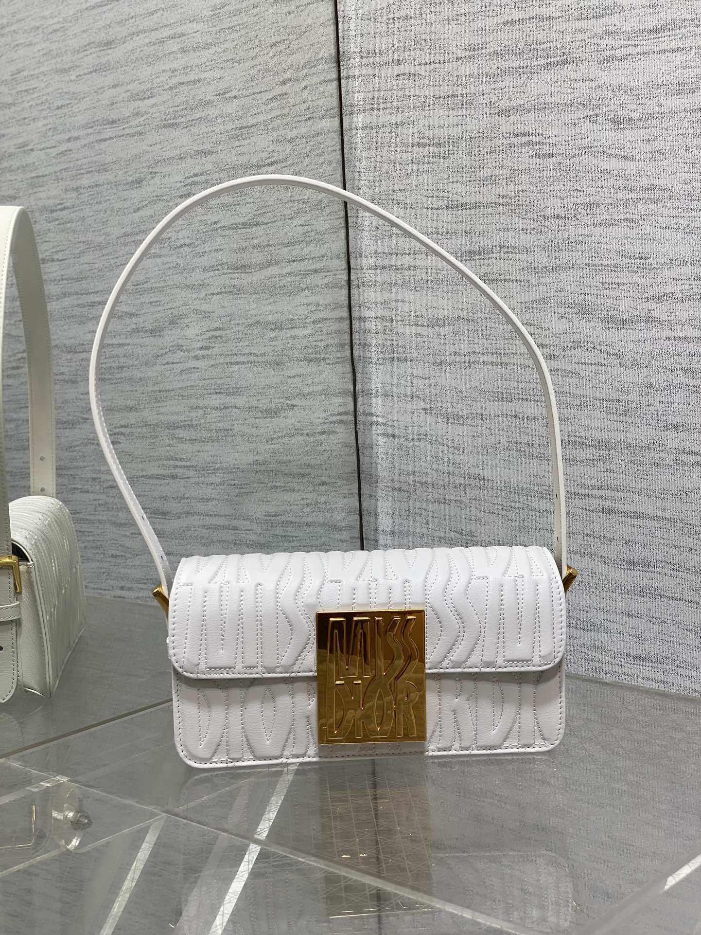 Miss Dior Flap Bag Latte For Women 22cm/8.5in – M2610UBOS_M0301:1High-quality replica