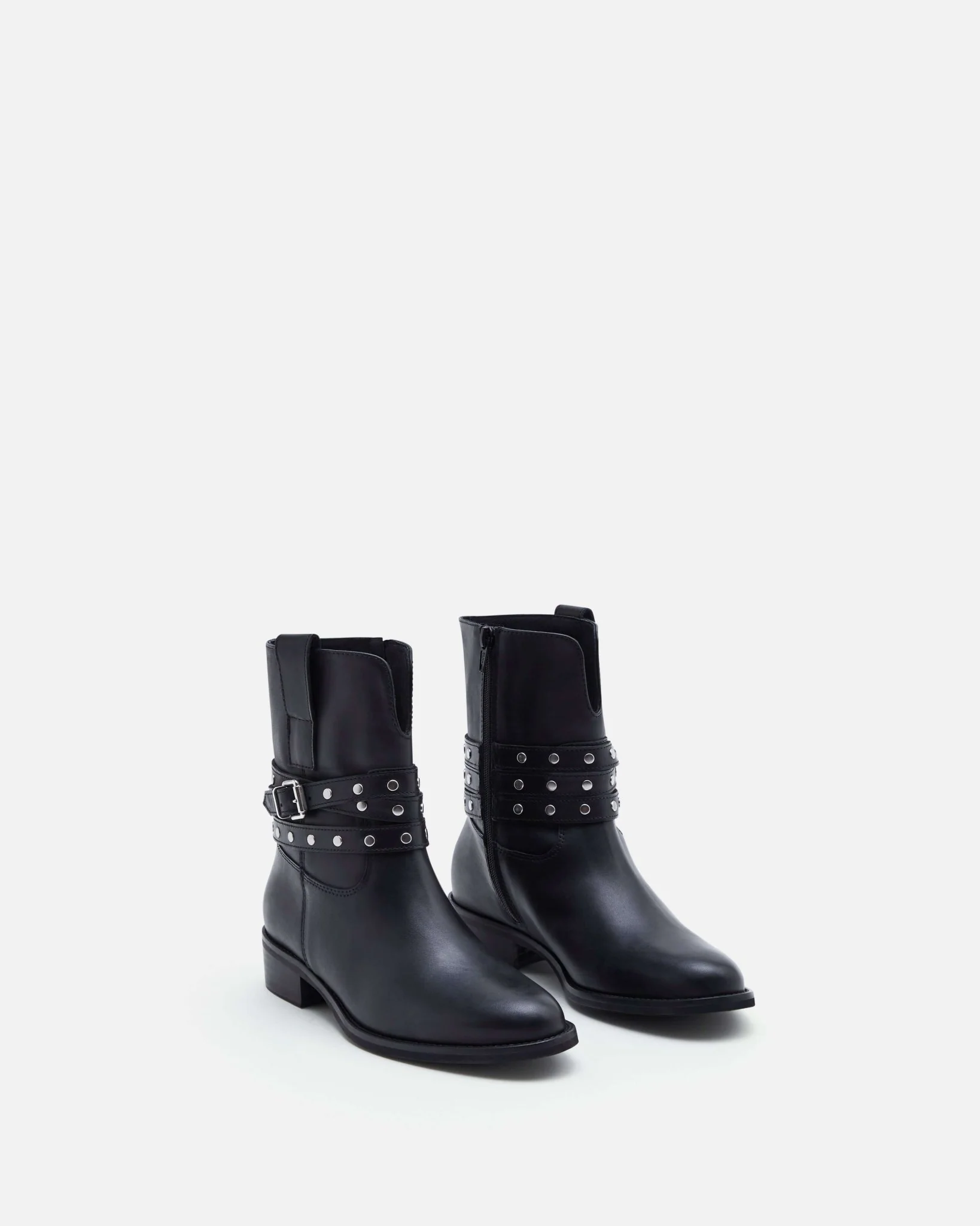 BOTTINES CARMEN - En cuir à brides cloutées noir