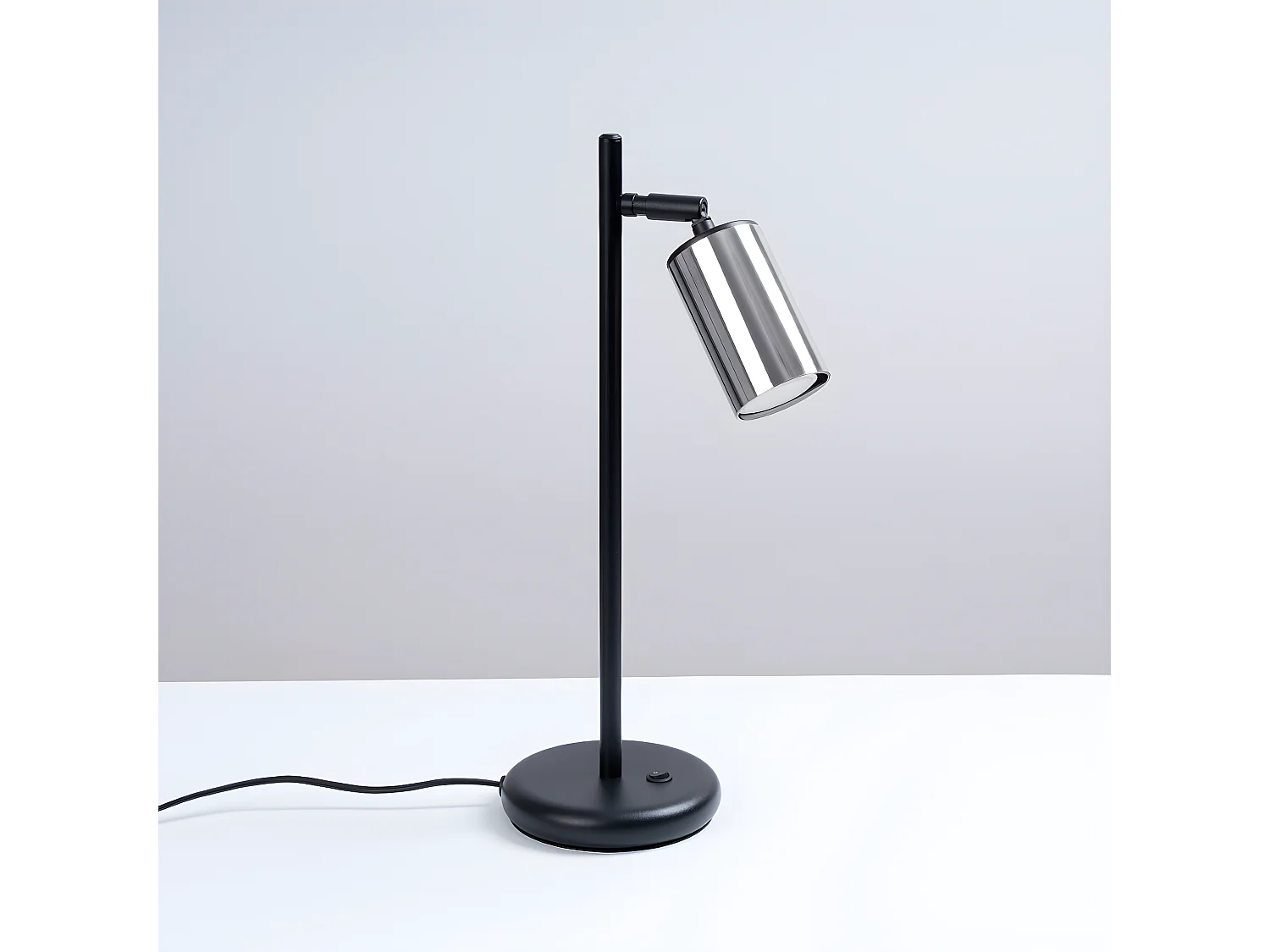 Lampe De Bureau Winx Moderne En Acier - 1 Sources Lumineuses - L.13 X H.44 Cm - Noir/Chromé