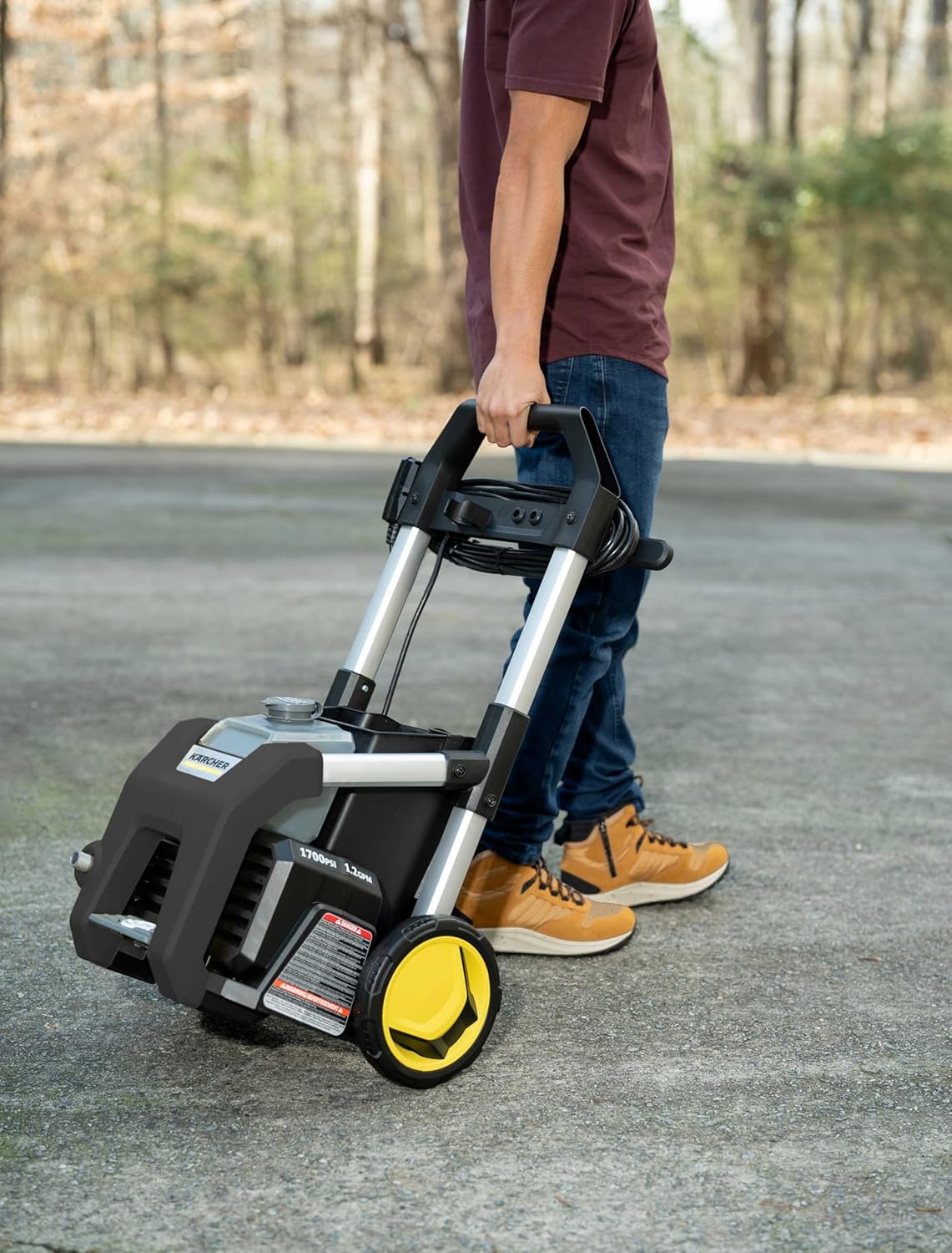 Karcher Electric Pressure Washer, 1700 PSI, 1.2 Max. GPM, 3 Spray Nozzles - K1700 - Image 4 Karcher Electric Pressure Washer, 1700 PSI, 1.2 Max. GPM, 3 Spray Nozzles - K1700 - Image 4