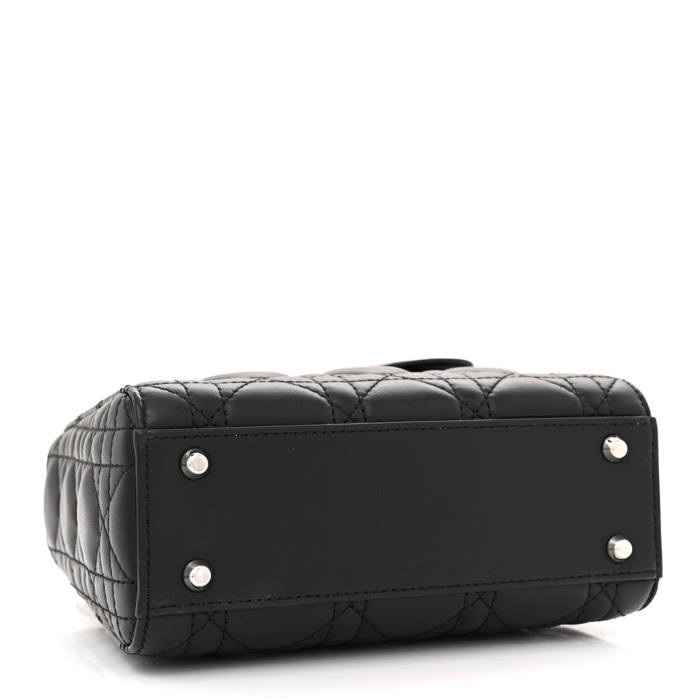 Mirror-Quality Dior Mini Lady Bag Replica Handcrafted to Perfection1:1High-quality replica
