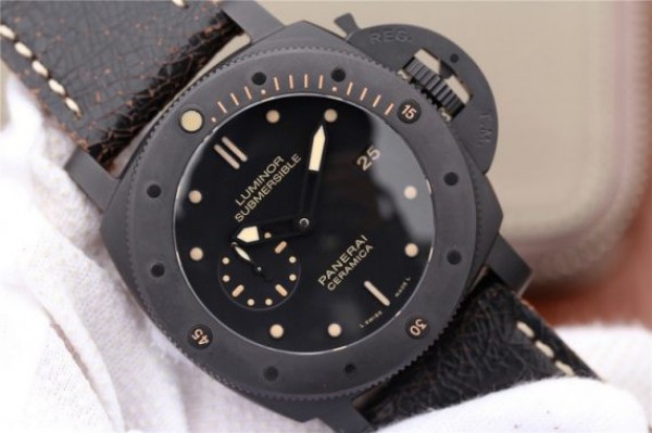 Replica Panerai PAM508 VSF Real Ceramic Black Distressed Calfskin Strap P.9000 - Top club