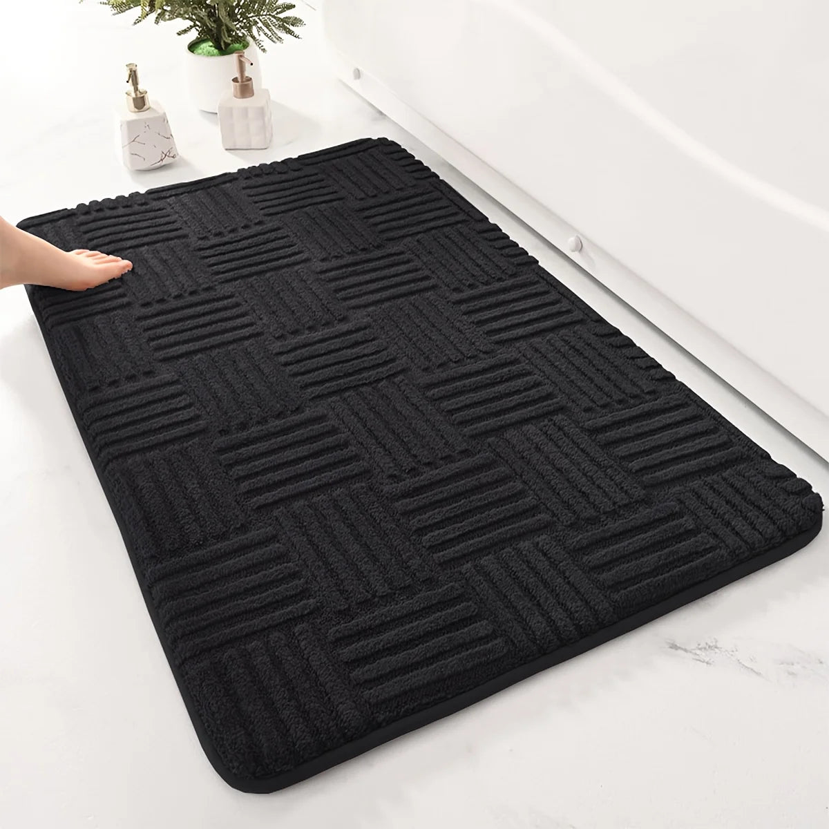 PlushStripe | Luxe Badkamer Tapijt