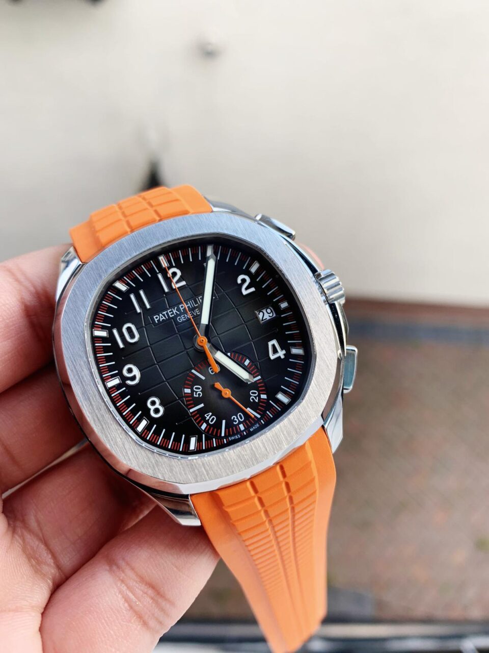Replica PATEK PHILIPPE Aquanaut 5168G 42mm SS ZF 1:1 Best Edition Black Dial on Orange Rubber Strap - Elite Watch Atelier