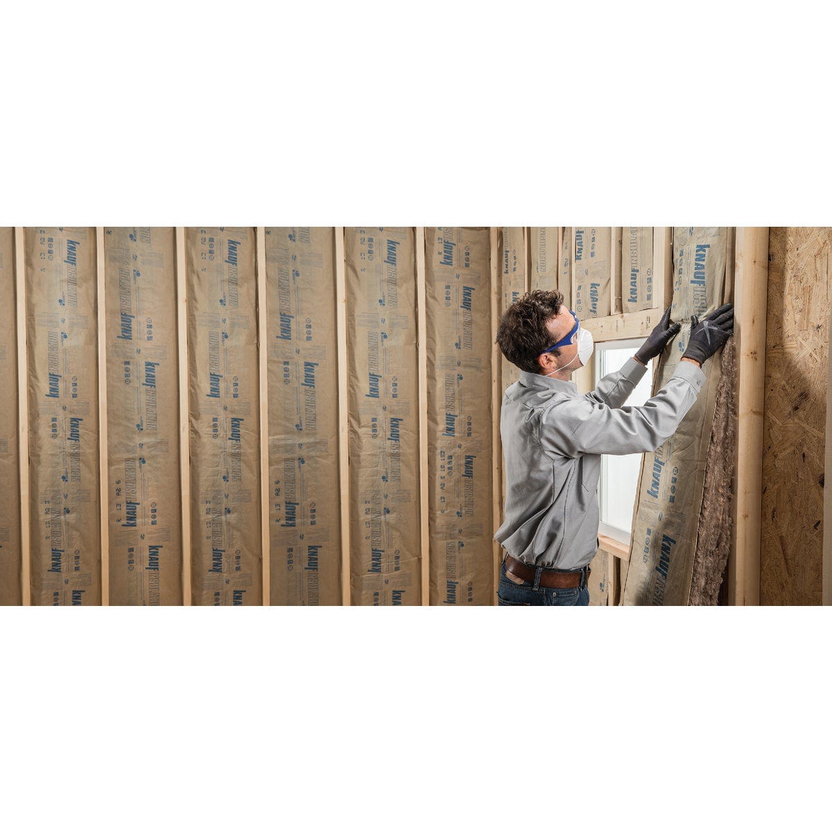 Knauf R-11 15 In. x 40 Ft. Greenguard Kraft Faced Roll Fiberglass Insulation