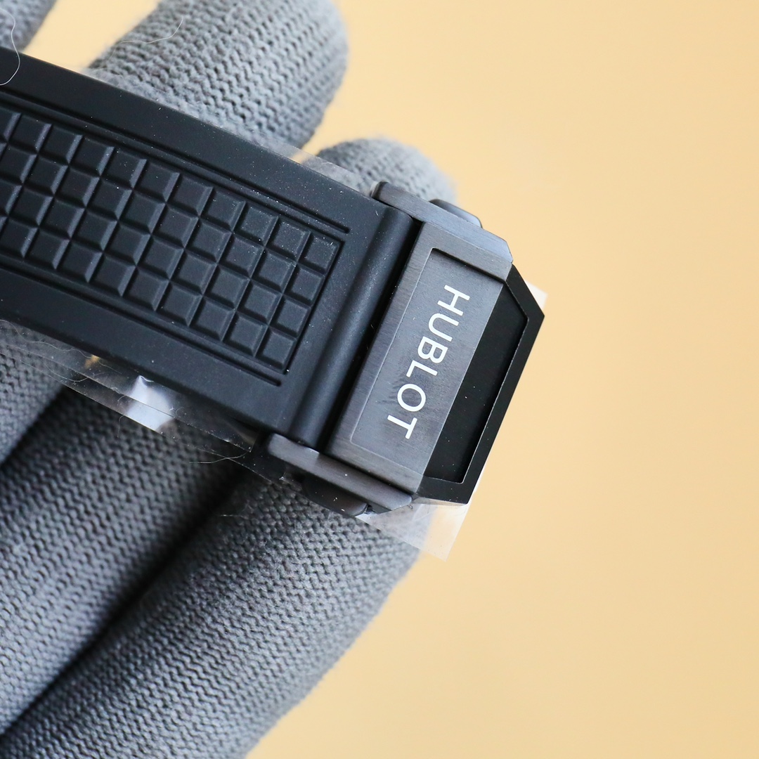 HUBLOT SQUARE BANG UNICO 45MM RUBBER STRAP(1:1 replica) - Top club