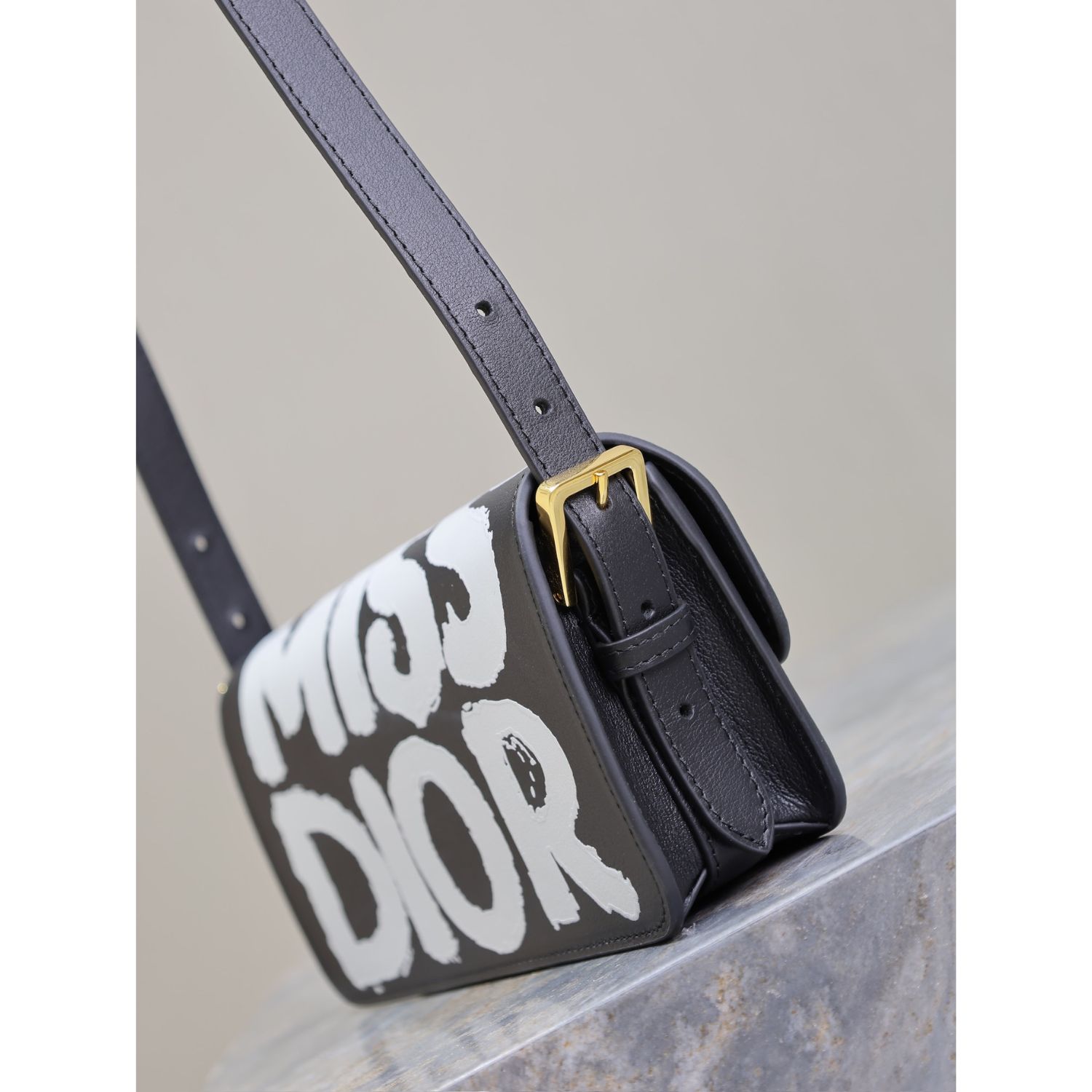Miss Dior Flap Bag Black & White For Women 22cm/8.5in  – M2610UZCJ_M9111:1High-quality replica