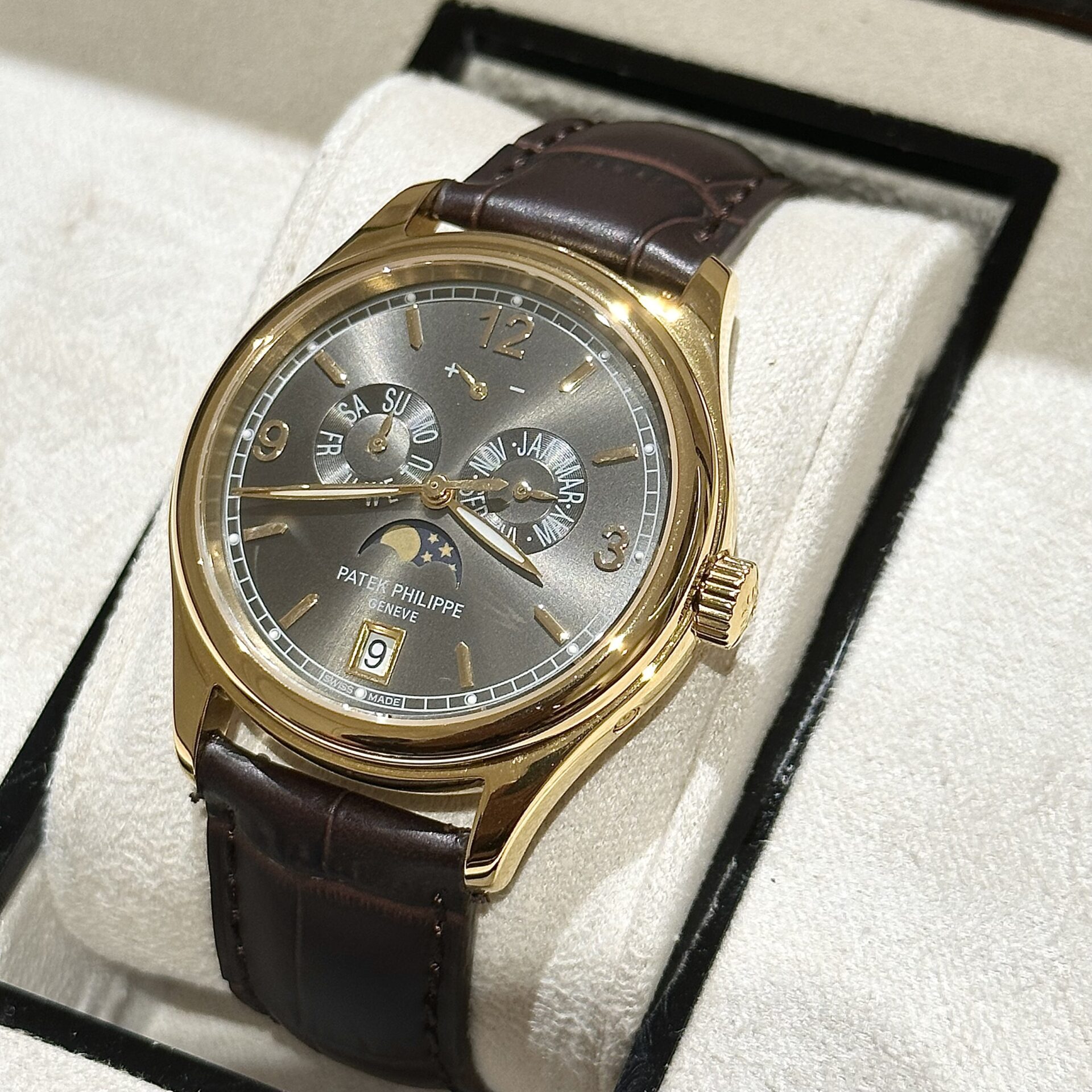 Patek Philippe Complications 5146J Replica Watch Rose Gold 39mm - Elite Watch Atelier