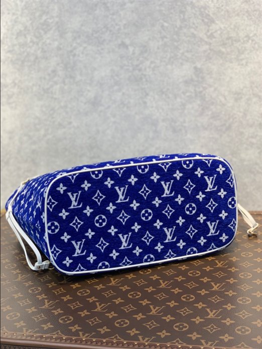 Louis Vuitton Neverfull MM Tote Bag – LB1621:1High-quality replica