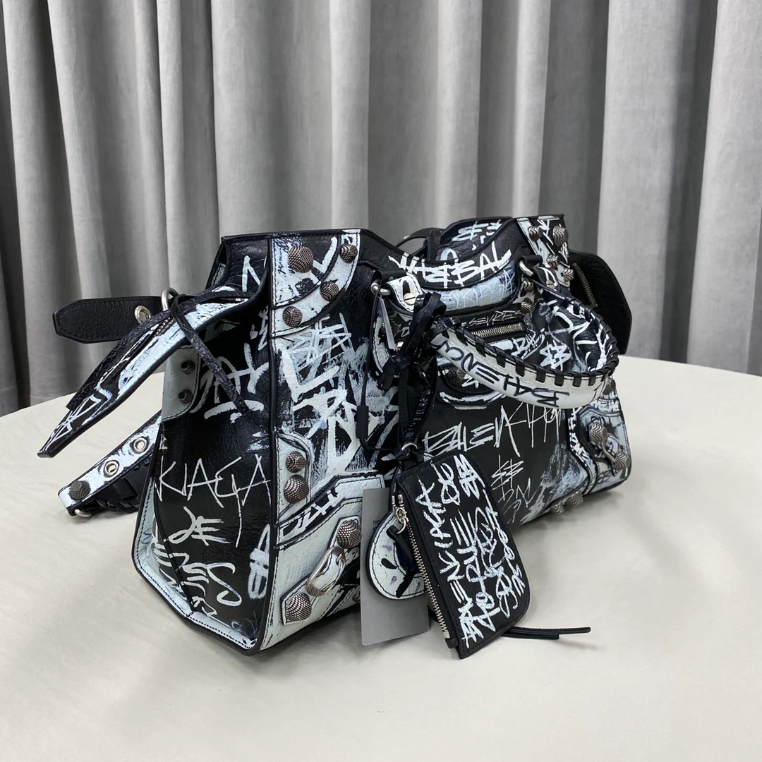 Balenciaga Graffiti - Printed Leather Handbag for Urban Fashion Enthusiasts Style No.385 - Replicaclubs