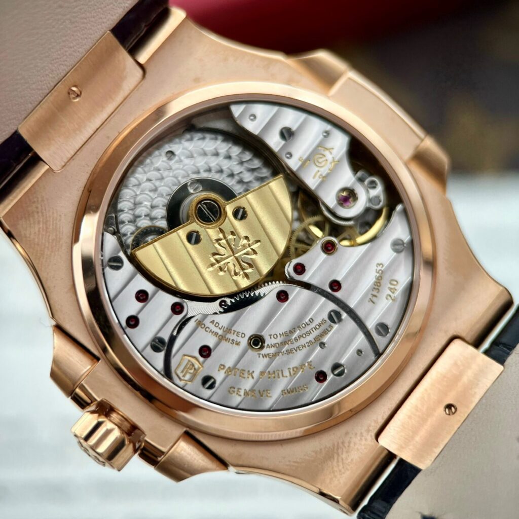 Patek Philippe Replica Watch Nautilus 5724R Gold Wrapped GR Factory 40mm - Top club
