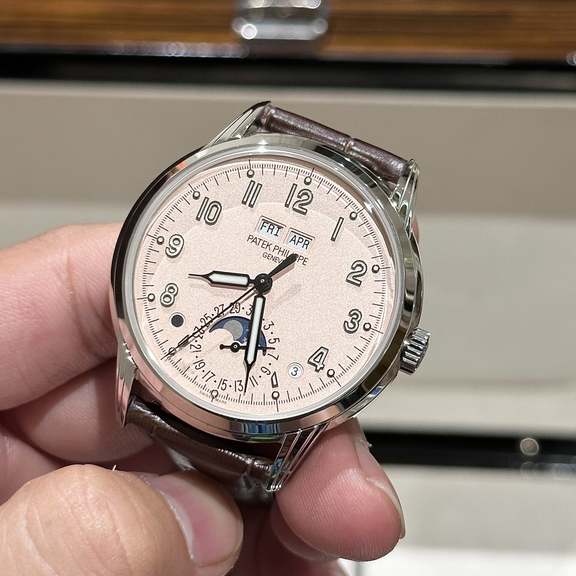 Patek Philippe Replica Watch Complications 5320G Pink Dial GRF 40mm - Top club