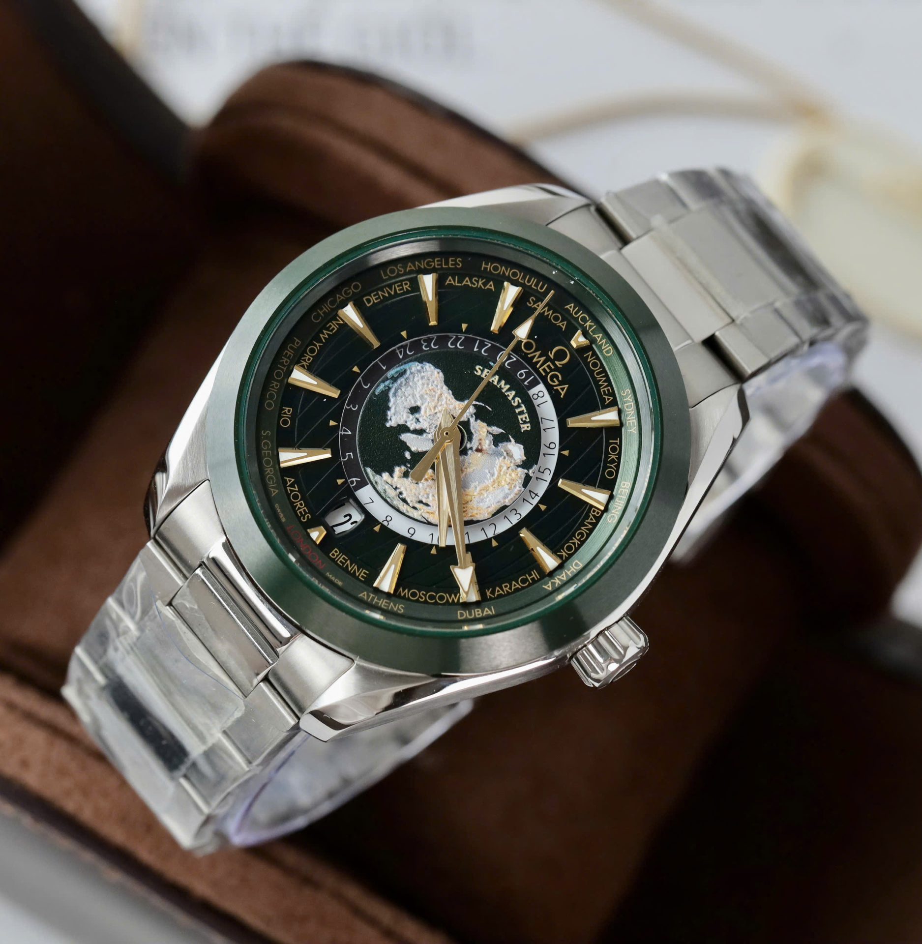 Omega Seamaster Replica Watch Aqua Terra Worldtimer Green Dial 43mm - Top club