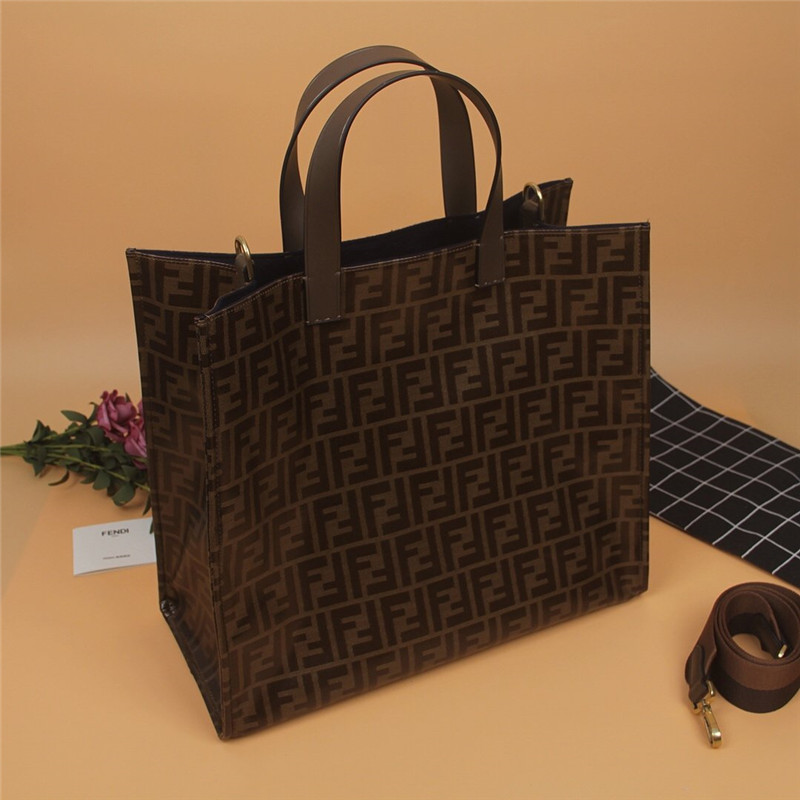 Fendi Mania shopping bag - Replicaclubs