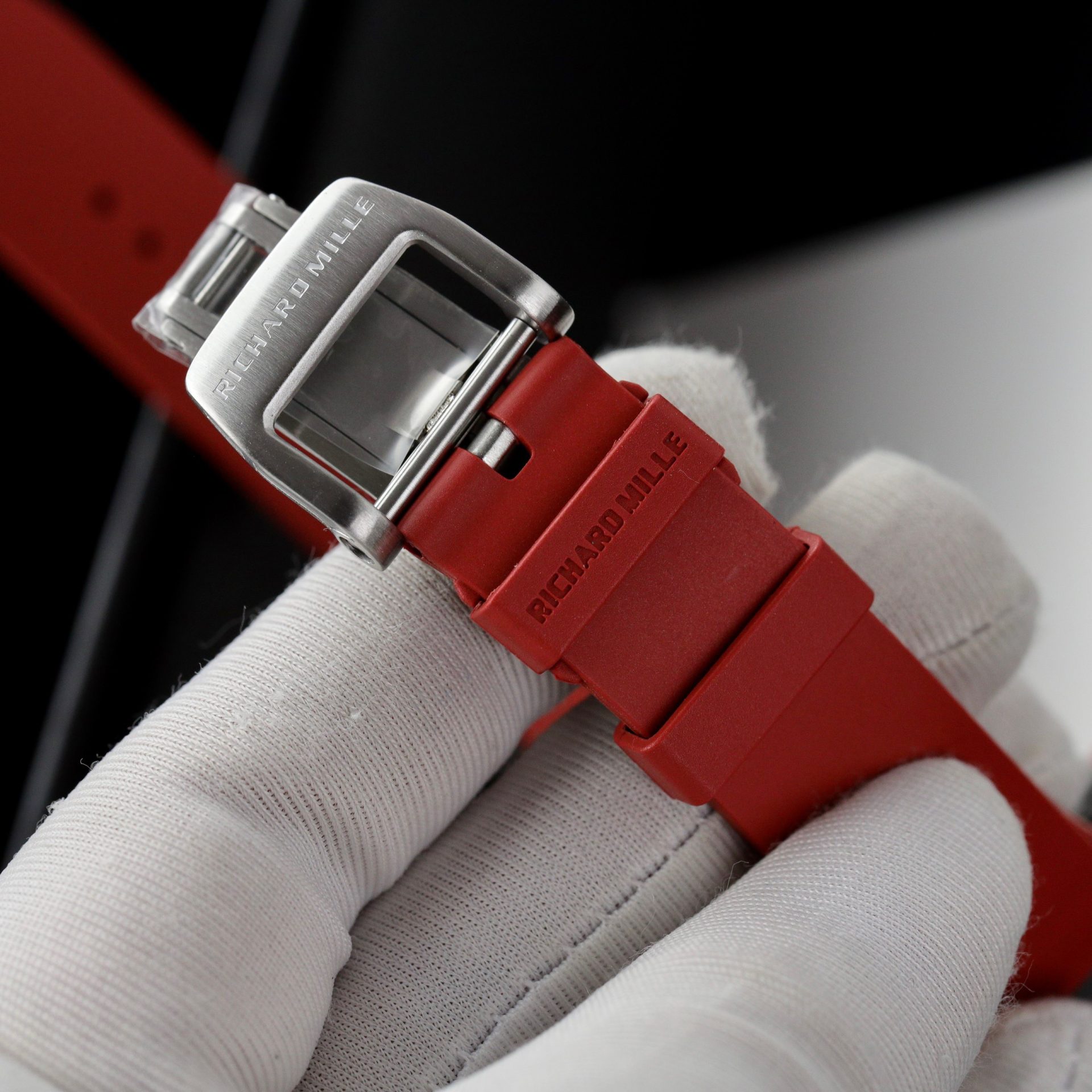 Richard Mille Replica 1:1 Watch RM07 Carbon Black Red Rubber Strap 36mm - Top club