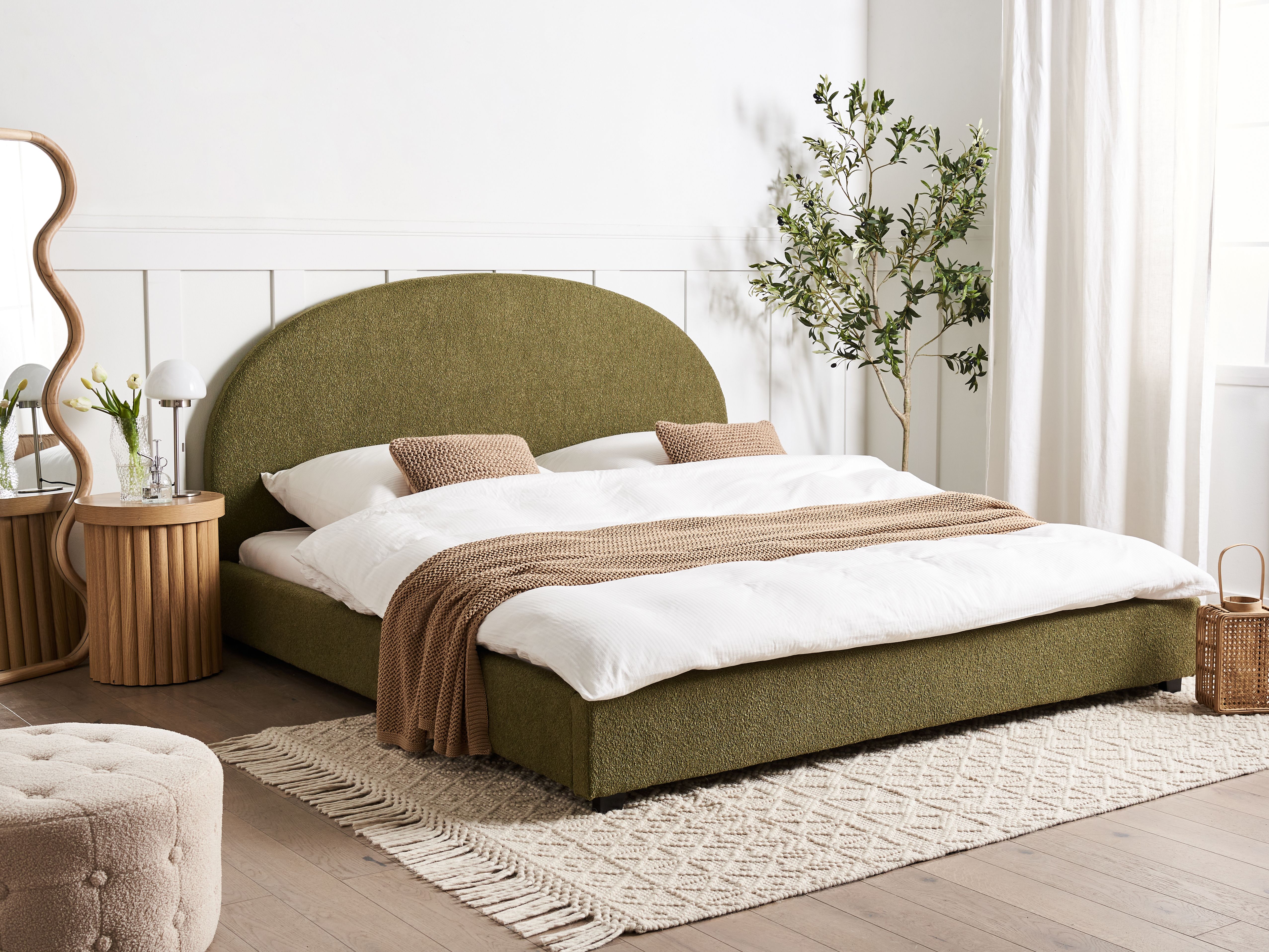 Bed Boucle VAUCLUSE 180 x 200 cm (EU Super King) Olive Green