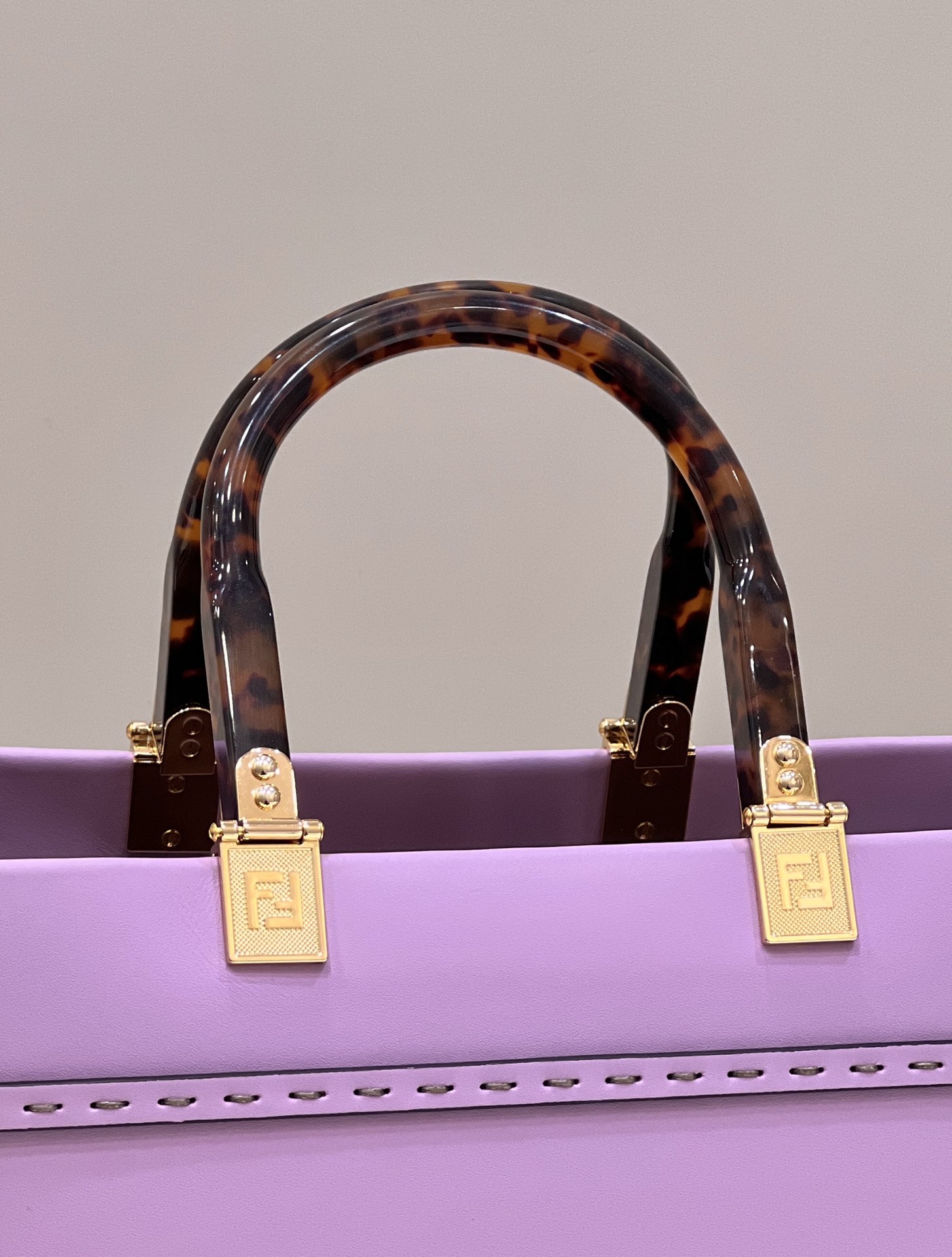 Fendi Sunshine Medium - Replicaclubs