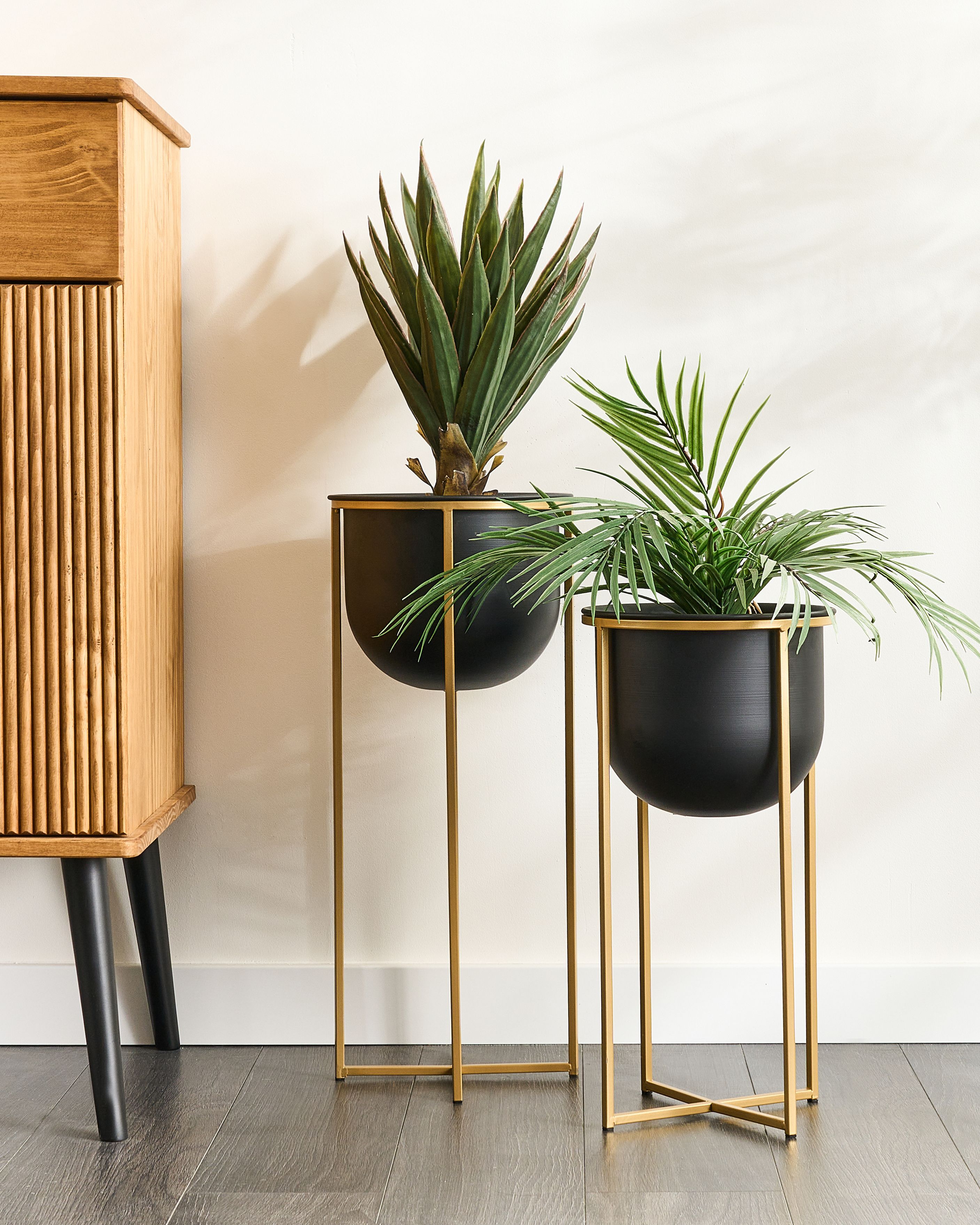 Set of 2 Elevated Plant Pots THUJA Metal 21 cm Black