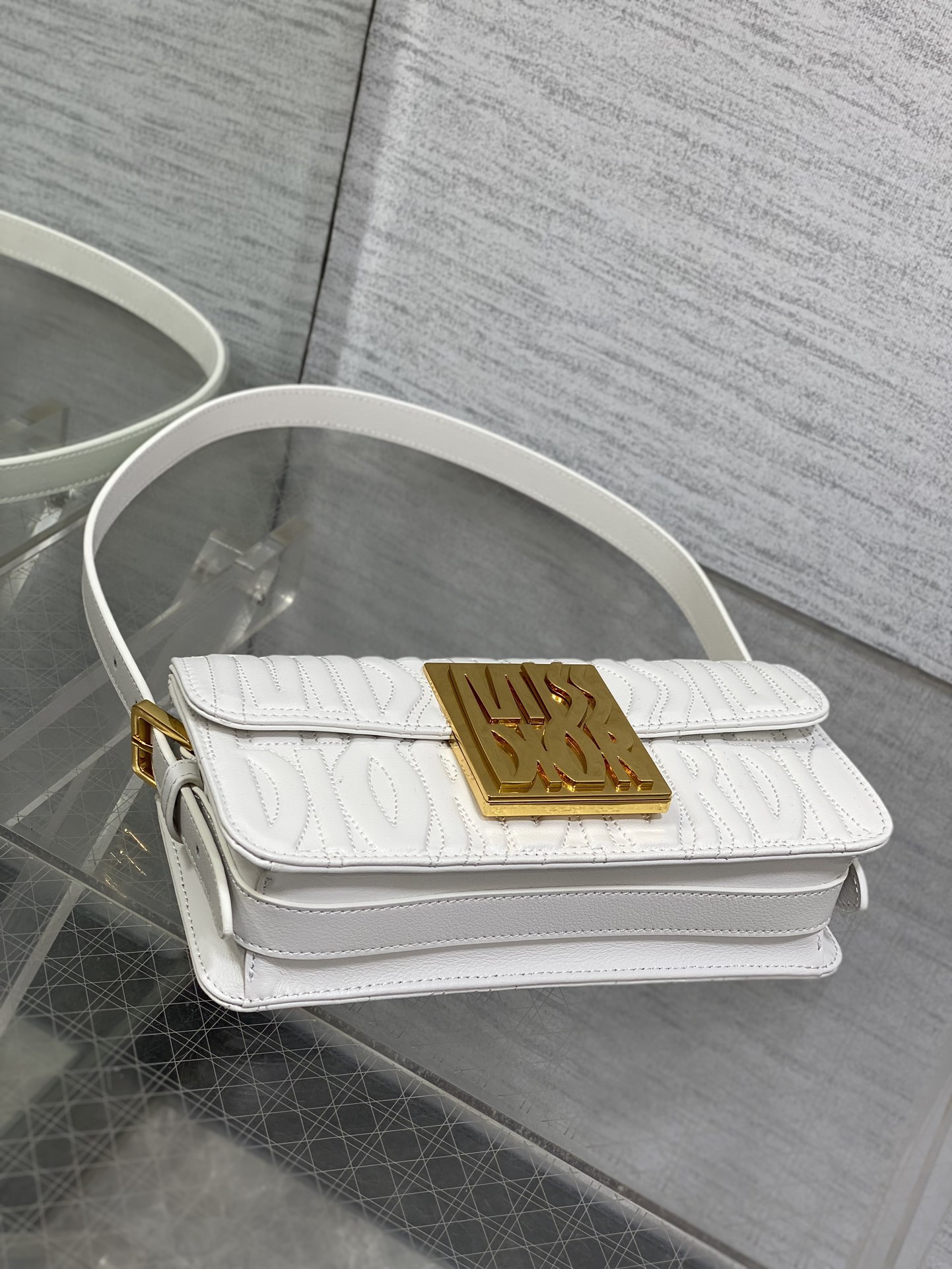 Miss Dior Flap Bag Latte For Women 22cm/8.5in – M2610UBOS_M0301:1High-quality replica