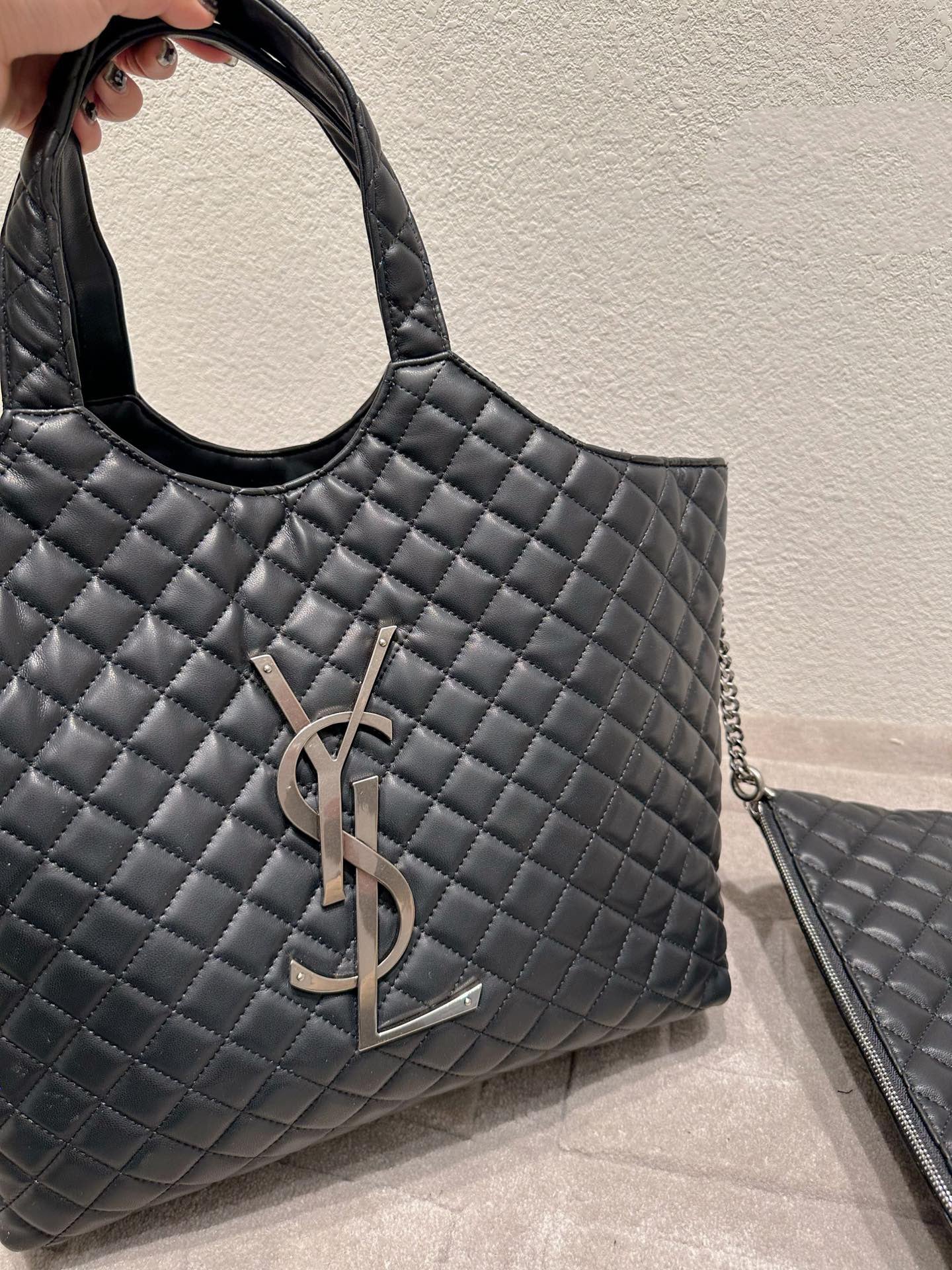 TO – Luxury Bags SLY 2791:1High-quality replica