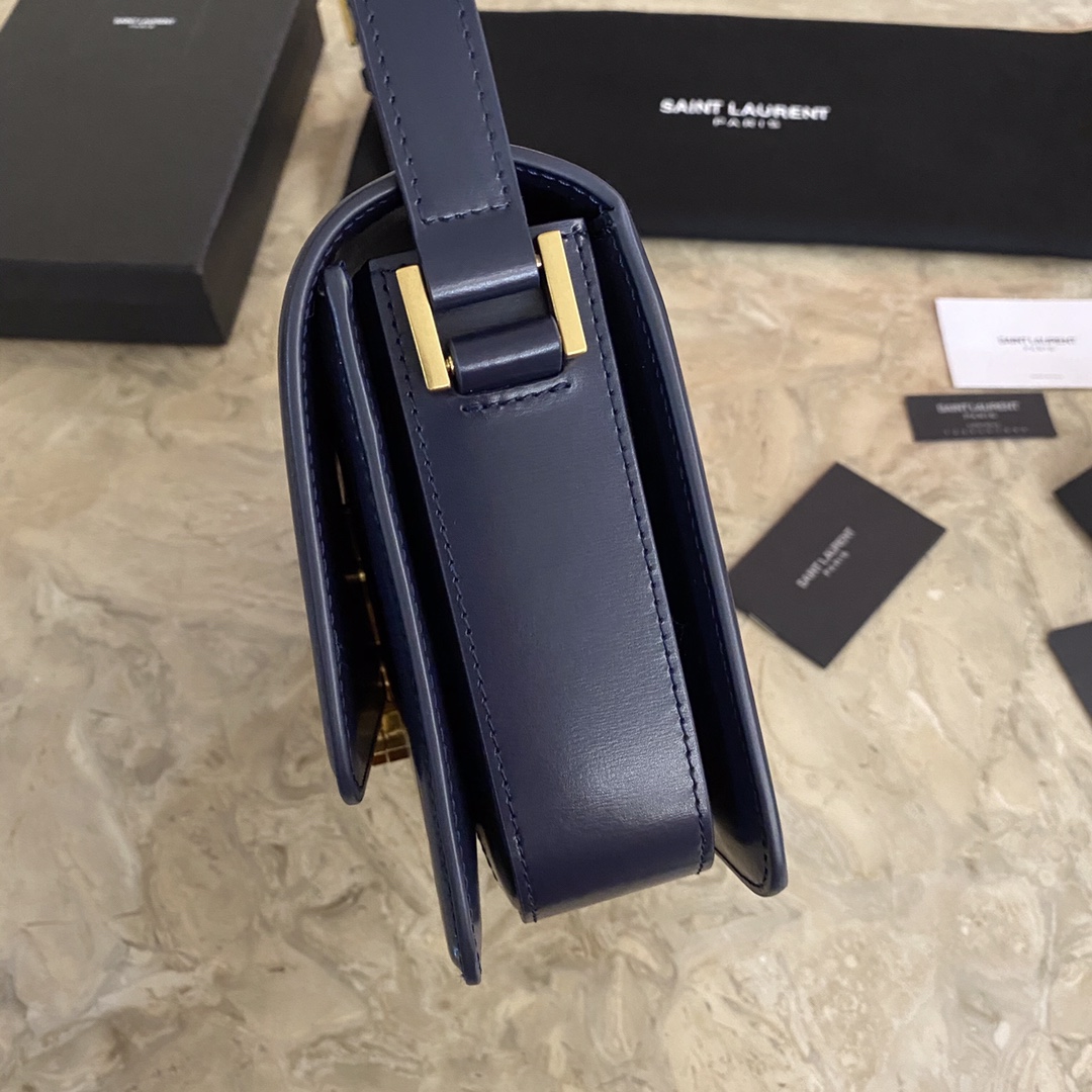 SOLFERINO MIDDLE SATCHEL IN LACQUERED AYERS1:1High-quality replica