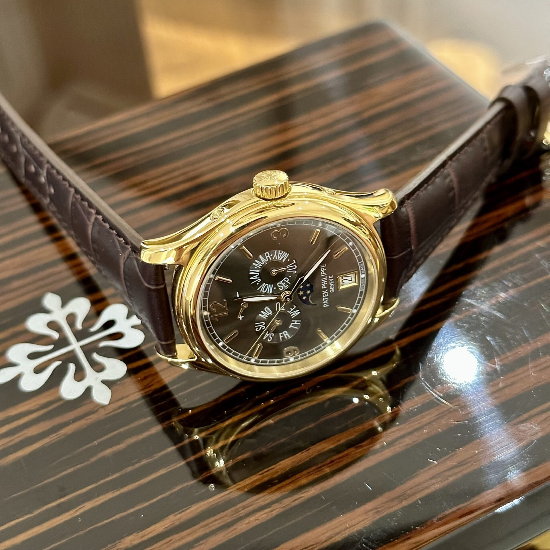 Patek Philippe Replica Watch Complications 5146 Gold Plated leather Strap 40mm - Top club