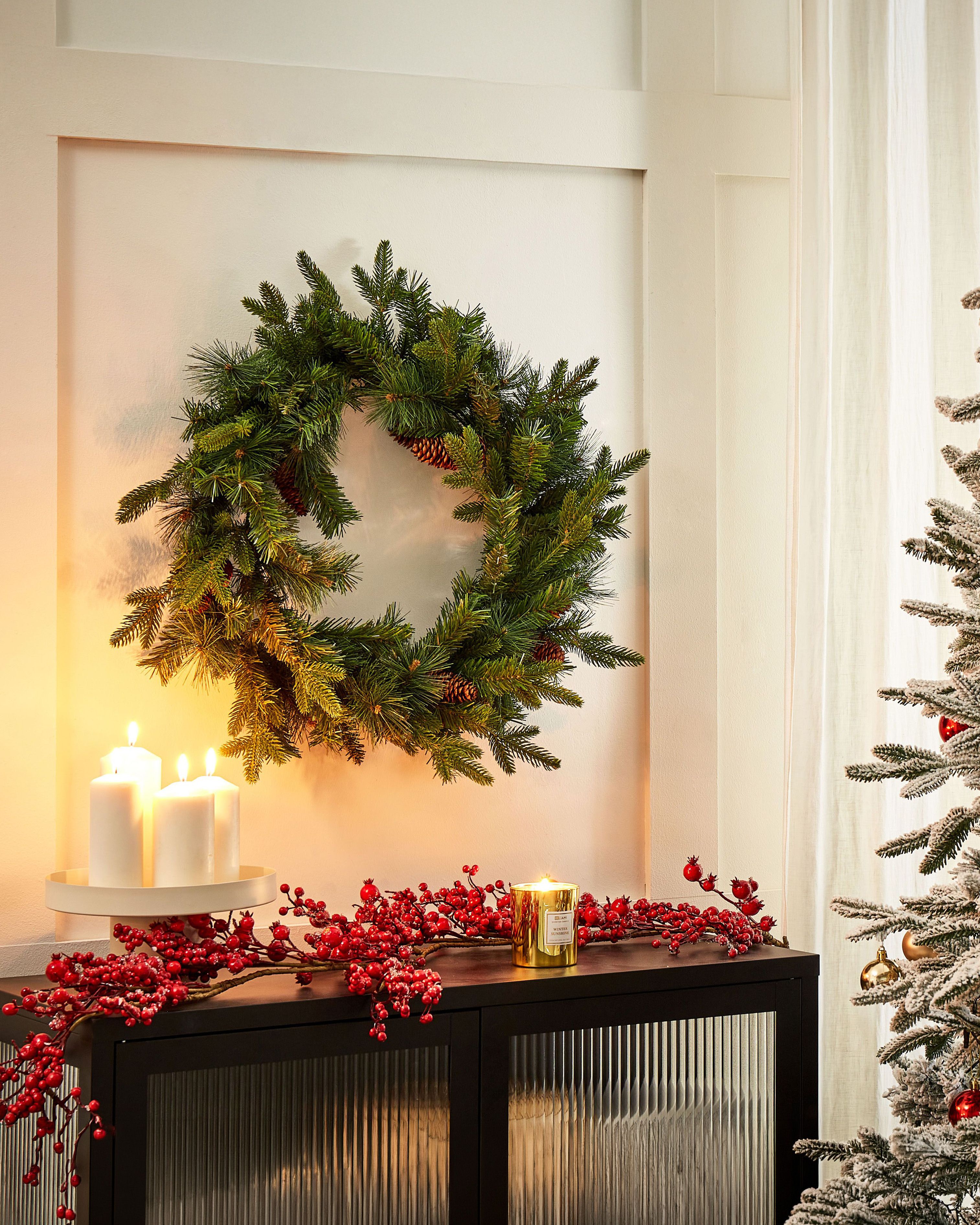 Christmas Wreath KAMERUN Green 60 cm