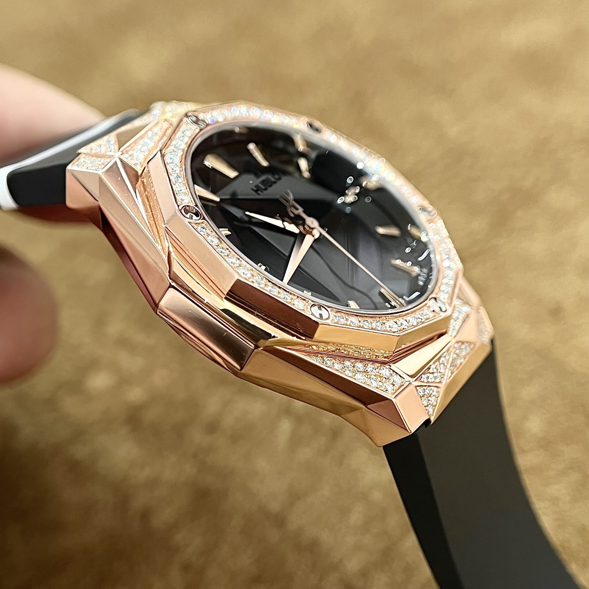 Hublot Replica 1:1 Watch Orlinski King Gold Demi With Moissanite Diamond 40mm - Top club