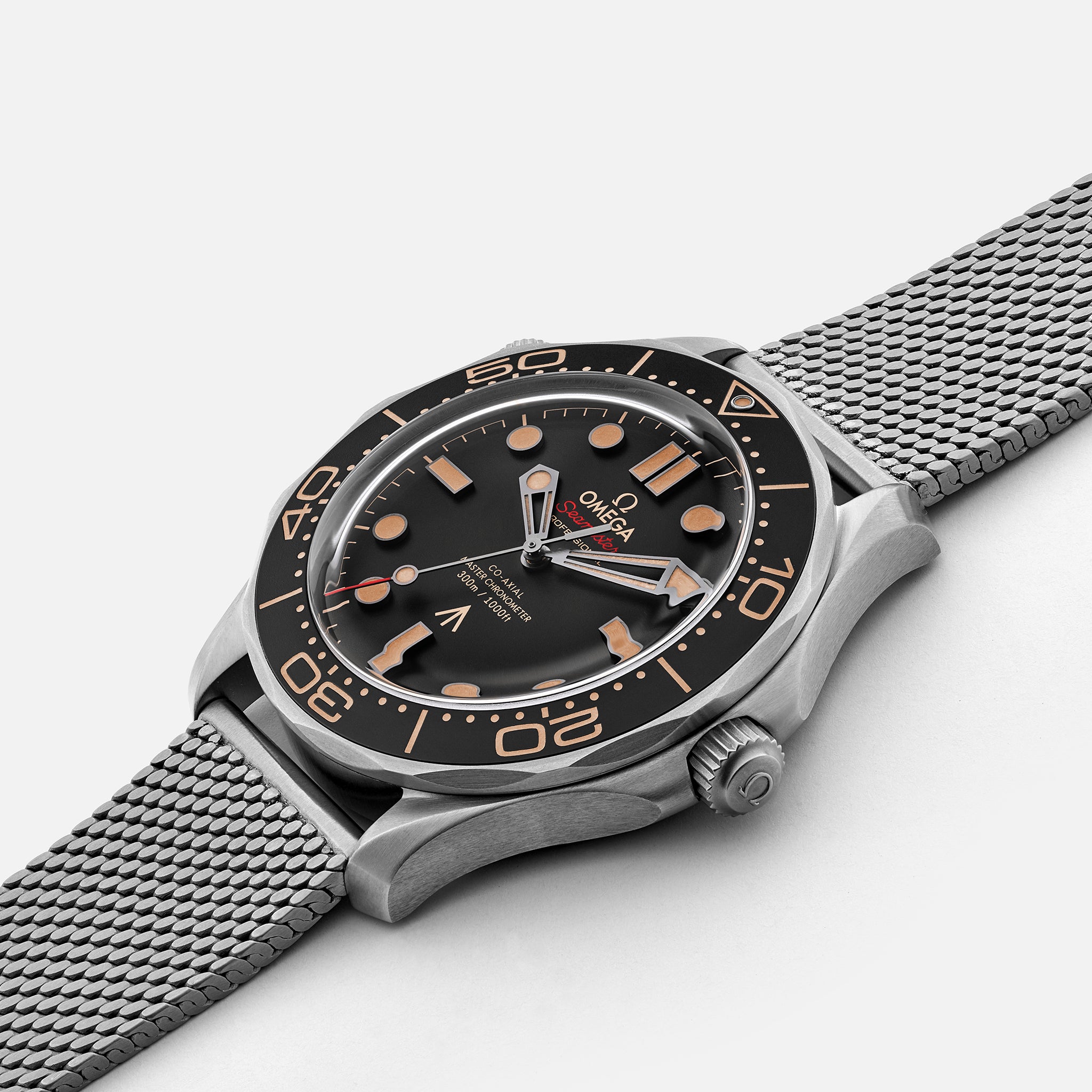 Seamaster Diver 300M Co-Axial Master Chronometer 42mm Titanium 007 Edition On Bracelet(1:1 replica) - Top club