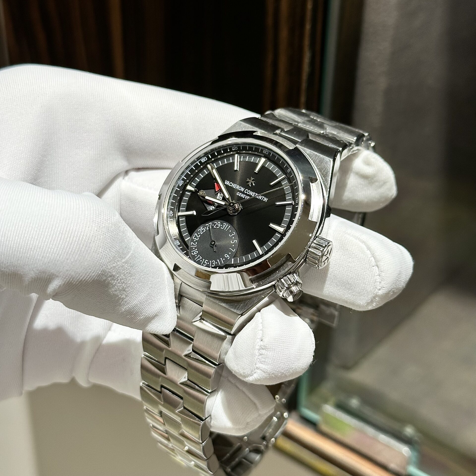 Vacheron Constantin Replica 1:1 Watch Overseas 7900V Dual Time Black Dial 41mm - Top club