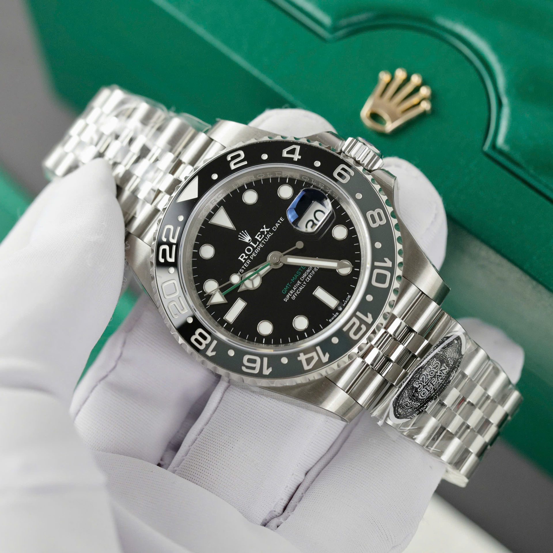 Rolex GMT-Master II 126710GRNR Replica Watch Black Dial Clean Factory 41mm - Top club