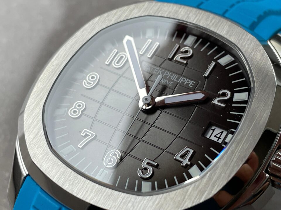 Replica PATEK PHILIPPE Aquanaut 5168G 42mm SS 3KF 1:1 Best Edition Black Dial on Light Blue Rubber Strap A324 V2 - Top club