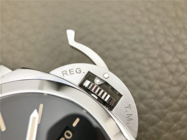Replica Panerai PAM498 VSF Black Dial Leather Strap P.9000 - Top club
