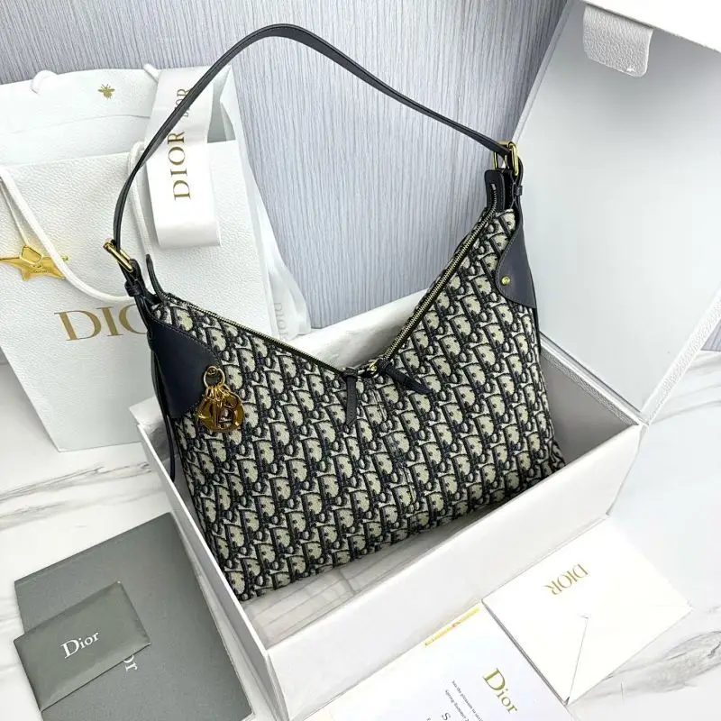 Shop1:1High-quality replica