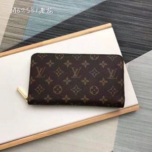 Small Leather Goods Archives - Louis Vuitton Replica Store