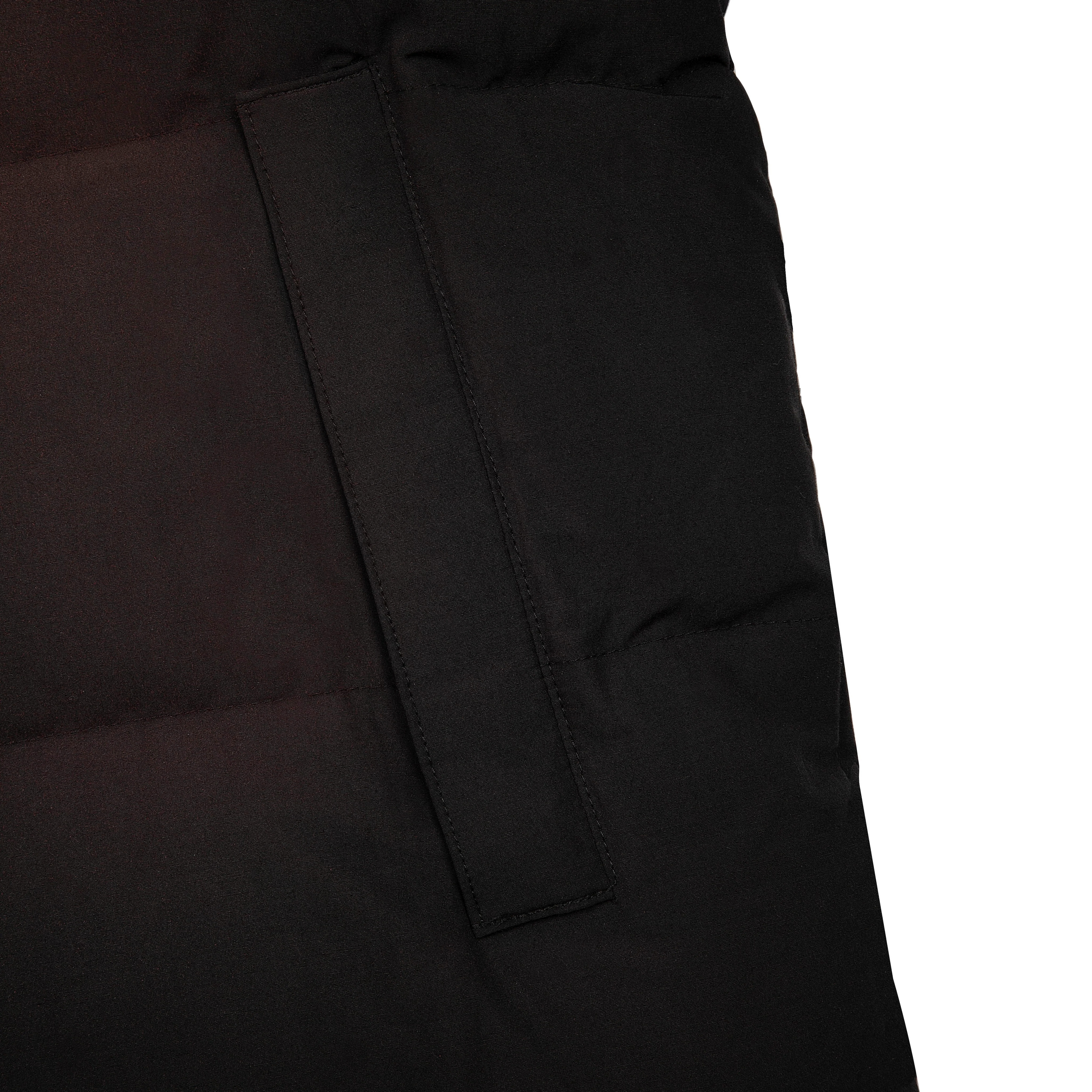 "koi fish" Puffer black