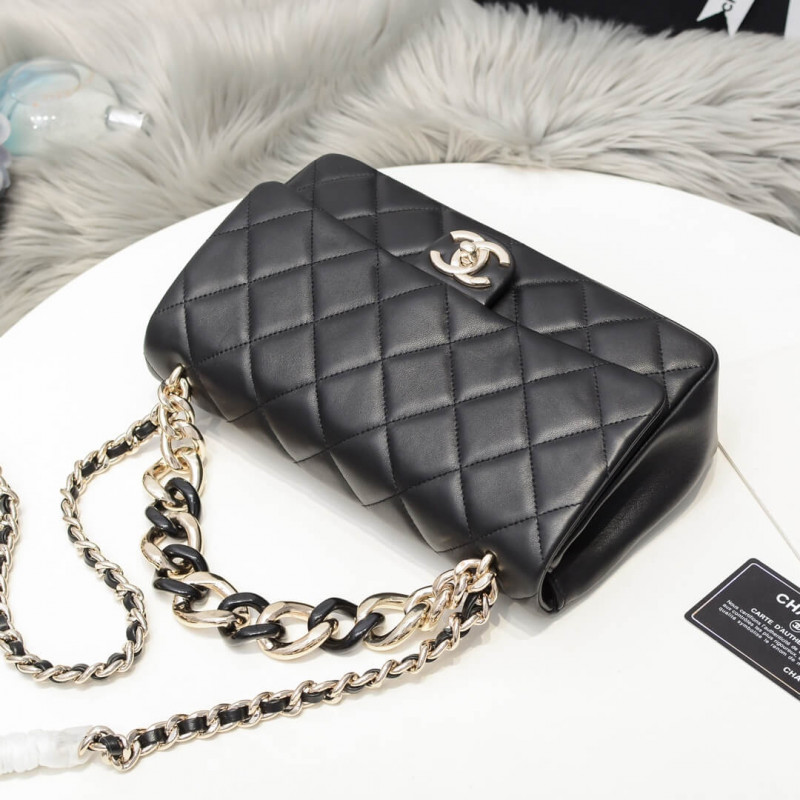 Replica Chanel Flap Bag With Large Bi-Color Chain As13541:1High-quality replica