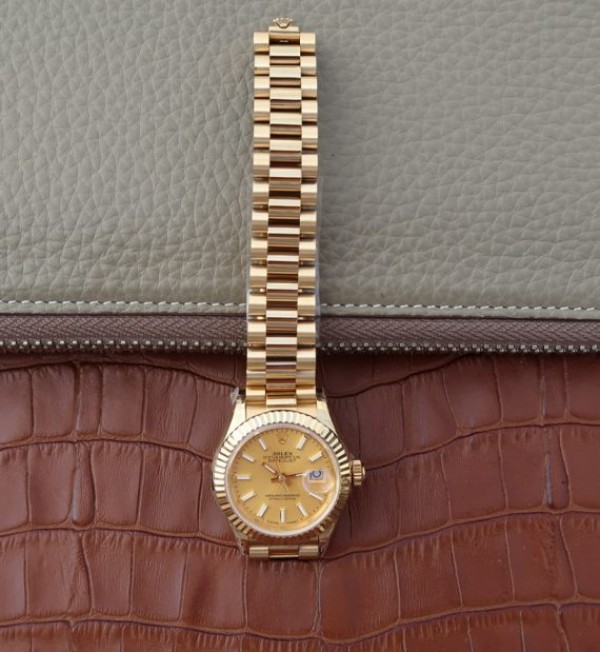 Replica Rolex DateJust 31mm Fluted Bezel RG Gold Dial Bracelet A2235 - Elite Watch Atelier