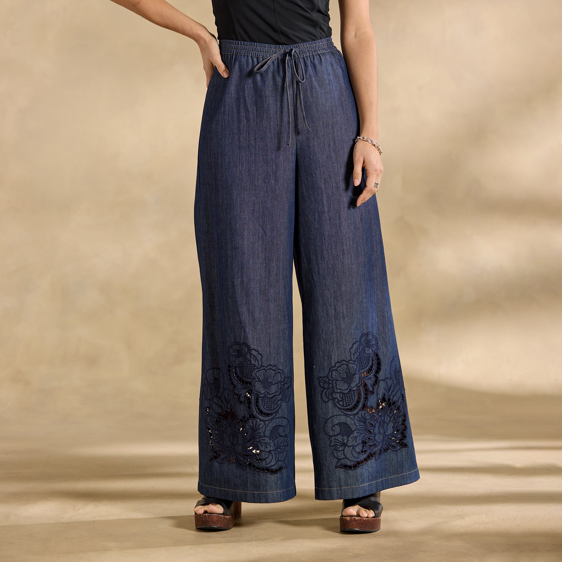 Frankie Easy Pants - Sundance Clothing