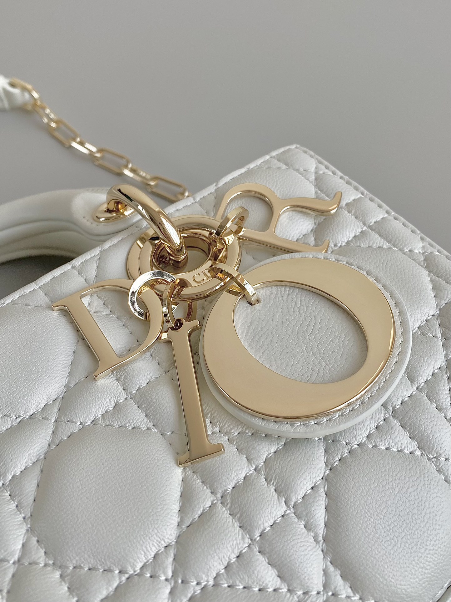 Small Lady D-Joy Bag White/Pink/Black For Women 9in/22cm M0613ONGE_M0301:1High-quality replica