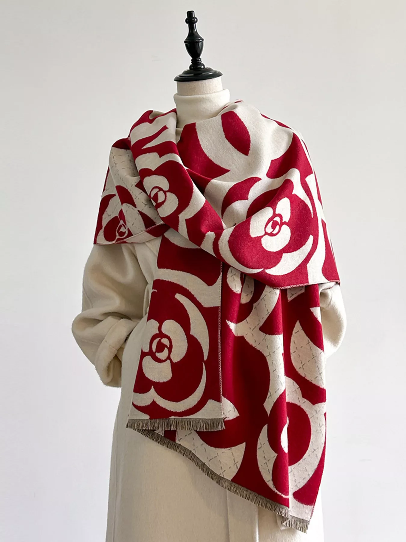 Floral Patterned Warm Scarf - ZKZOOK