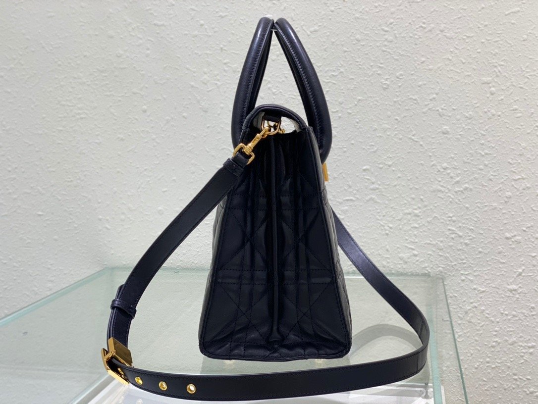 Christian Dior Micro 30 Montaigne Bag Black, For Women, Women’s Handbags 15cm/6in CD S2110UMOS_M9001:1High-quality replica