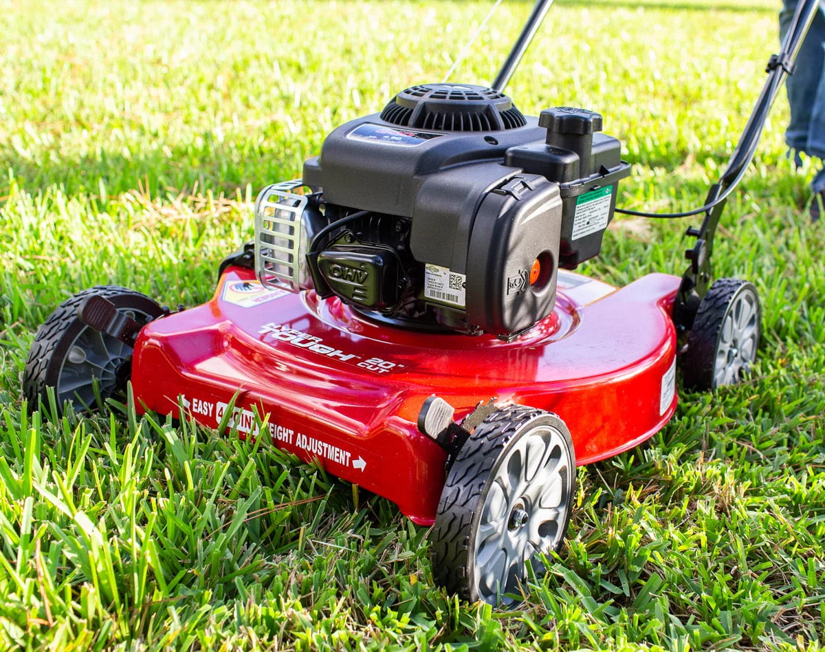 Hyper Tough 20-inch 125cc Gas Push Mower with Briggs & Stratton Engine (Assembly Details: 46.9 lbs; 22.10-inch Height) - Image 7