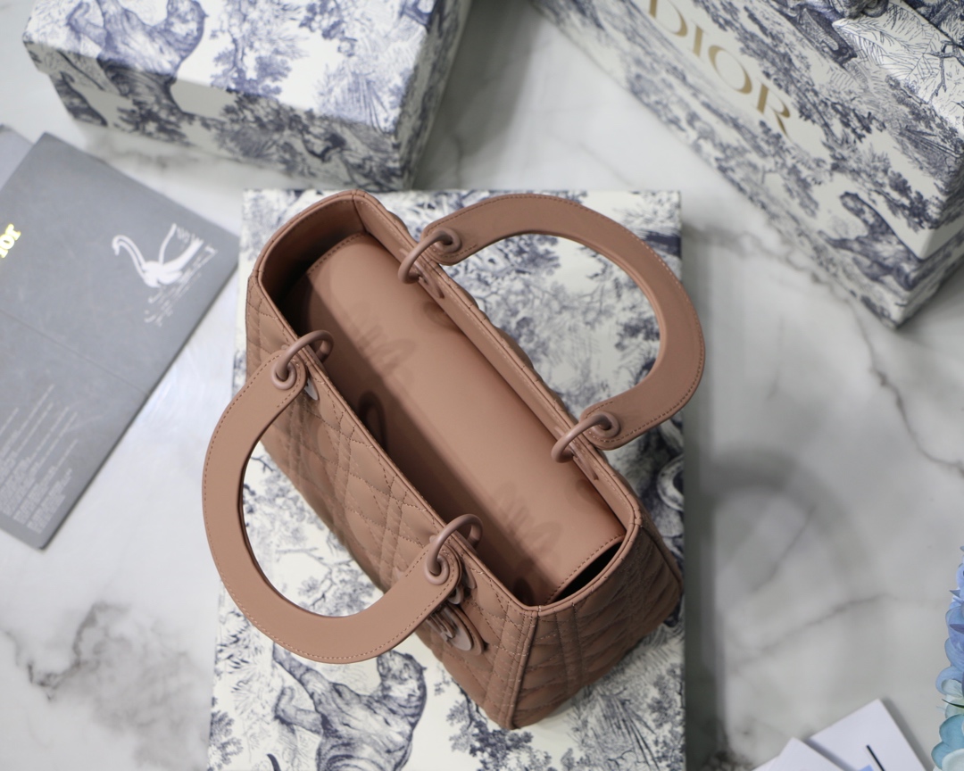 Medium Lady Bag  Black/White/Beige/Grey For Women 9.5in/24cm M0565ONGE_M9001:1High-quality replica