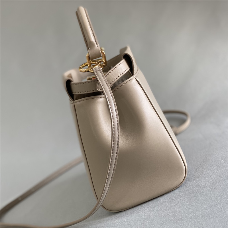 fendi peekaboo sheepskin bag - Replicaclubs
