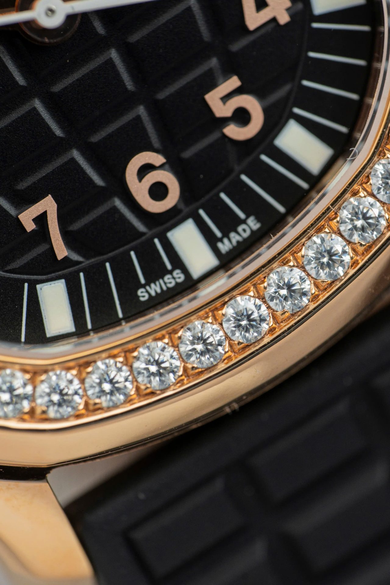 Patek Philippe Aquanaut 5067 Replica Watch Bezel Moissanite Diamonds PPF Factory 35.6mm - Top club
