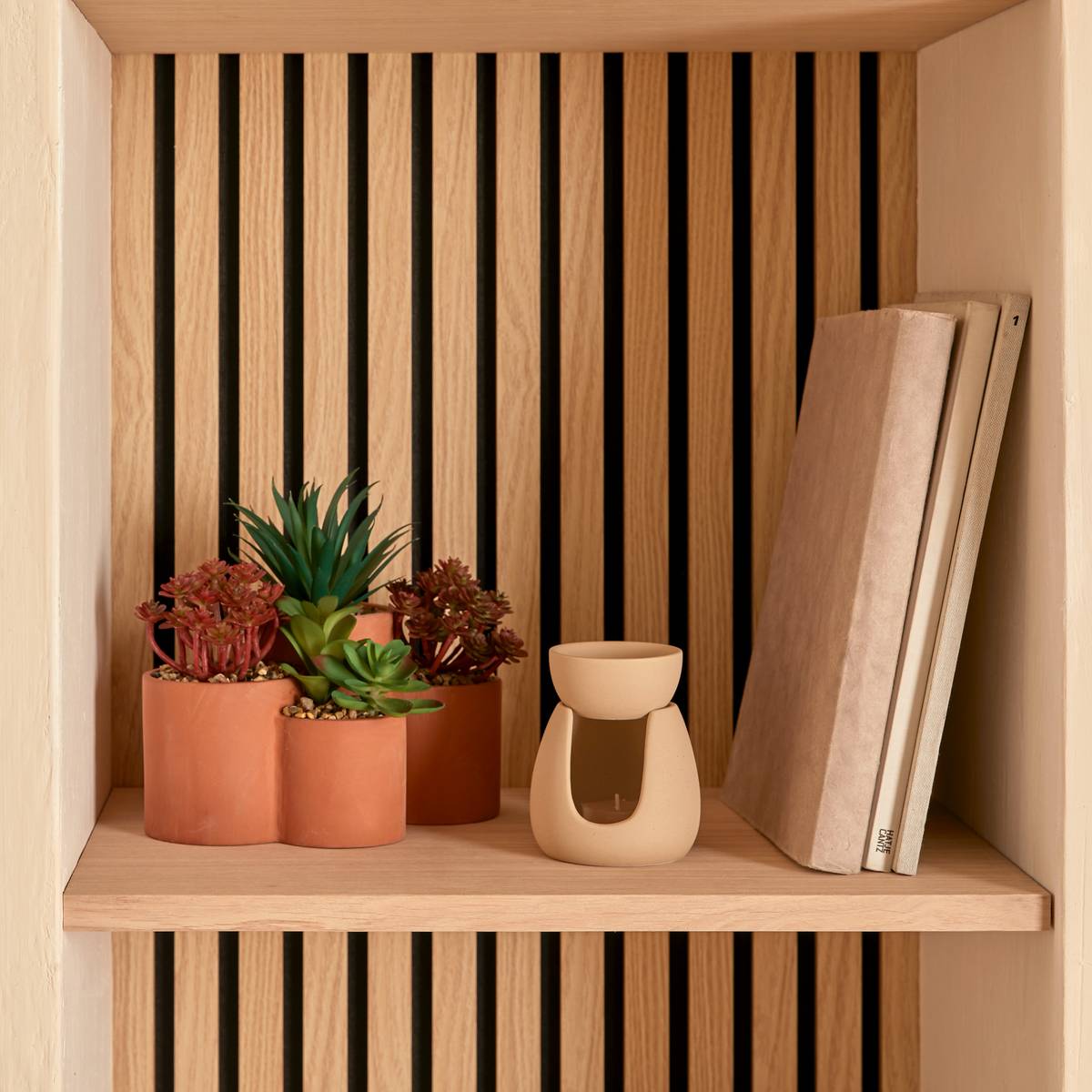 Oil Burner "Wonj" D.11 cm, Beige